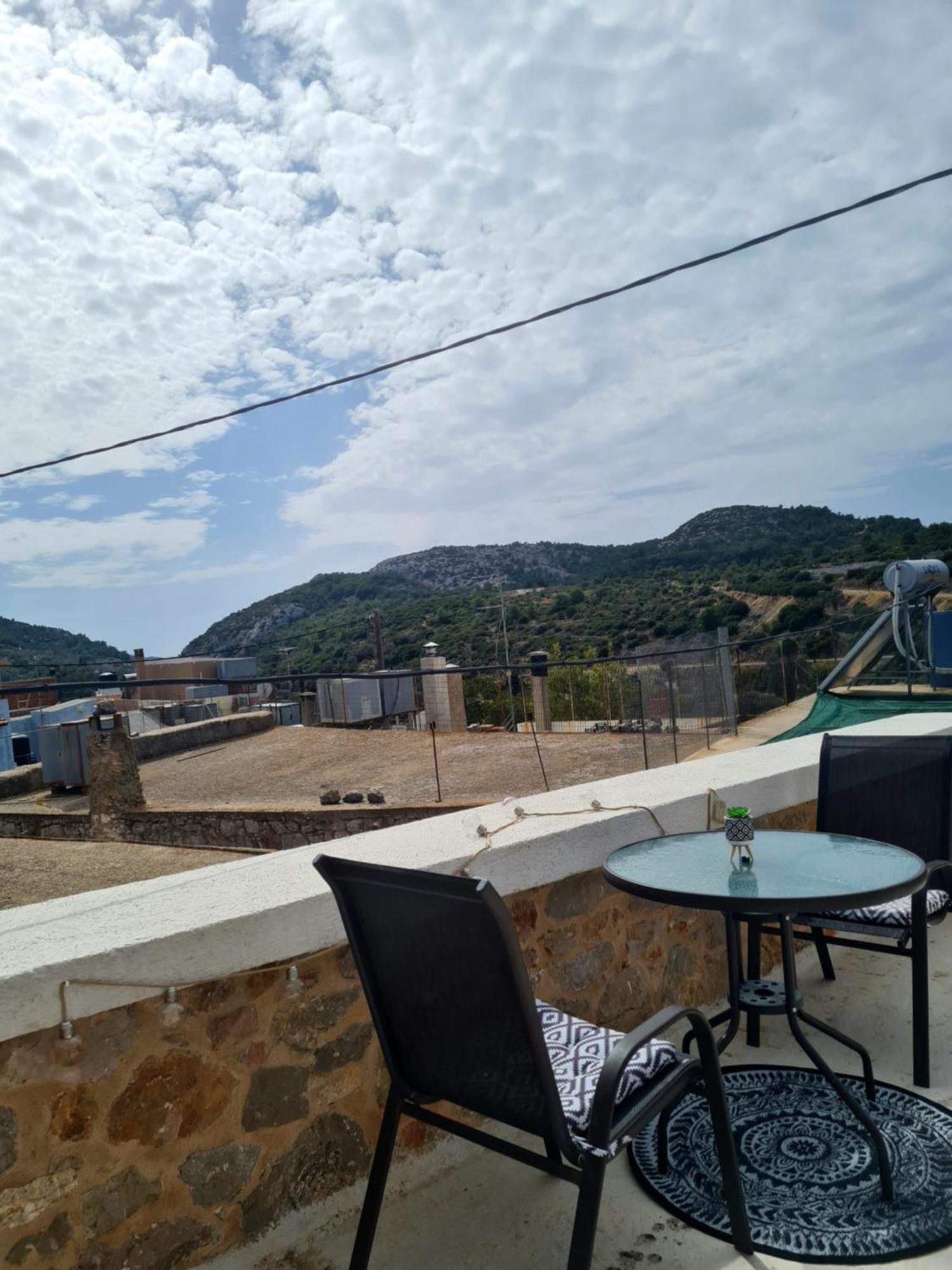 Village Home Agios Georgios Sykousis Exterior photo